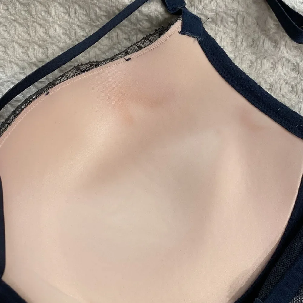Victoria's Secret Very Sexy Push Up Bra Size 34DDD